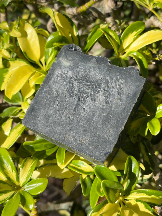 NOURISHING SHAMPOO BAR
